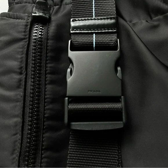 Prada Authentic Logo Stripe Messenger Bag Tessuto - Picture 5 of 16